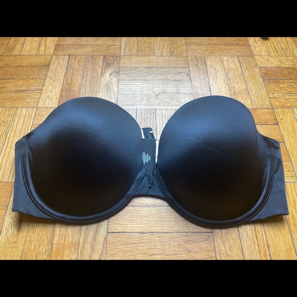 Victoria Secret black multi-way bra - Picture 2 of 5